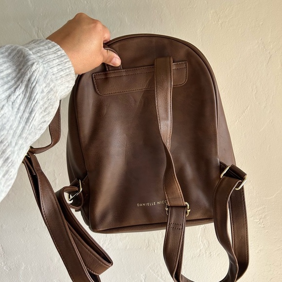 Daniel Nicole Disney Beauty And The Beast Backpack - Picture 5 of 7